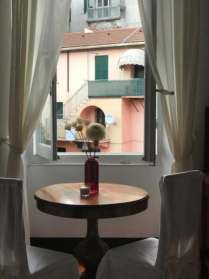 Bb Palazzo Doria Bed & Breakfast Dolcedo Exterior photo