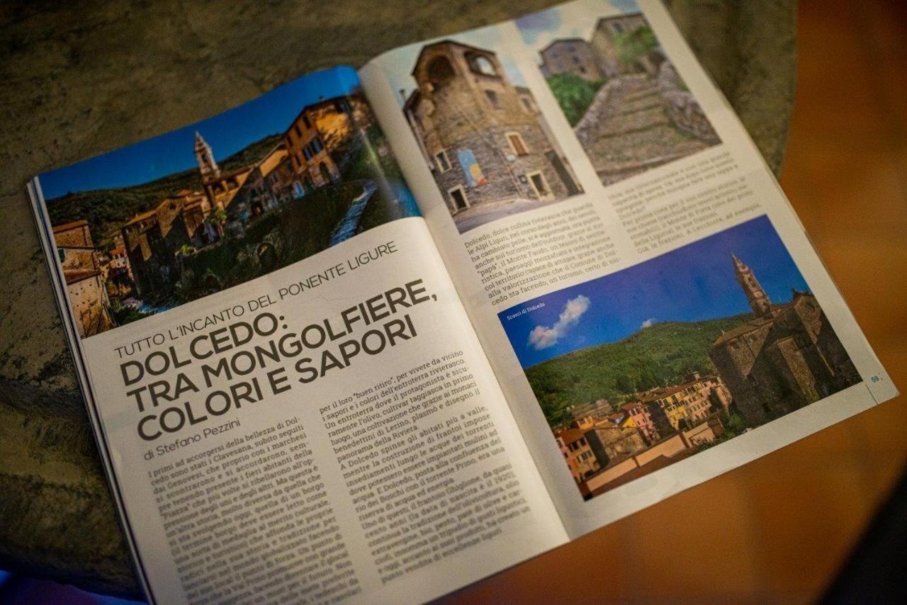 Bb Palazzo Doria Bed & Breakfast Dolcedo Exterior photo